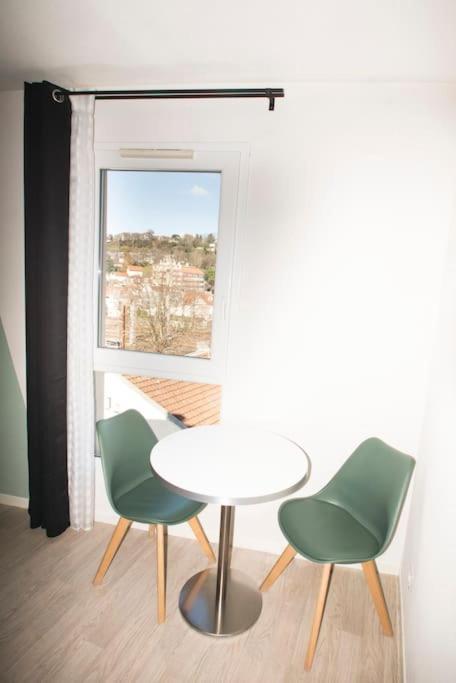 Apartment Au Sommet - Clim - Gare Lourdes